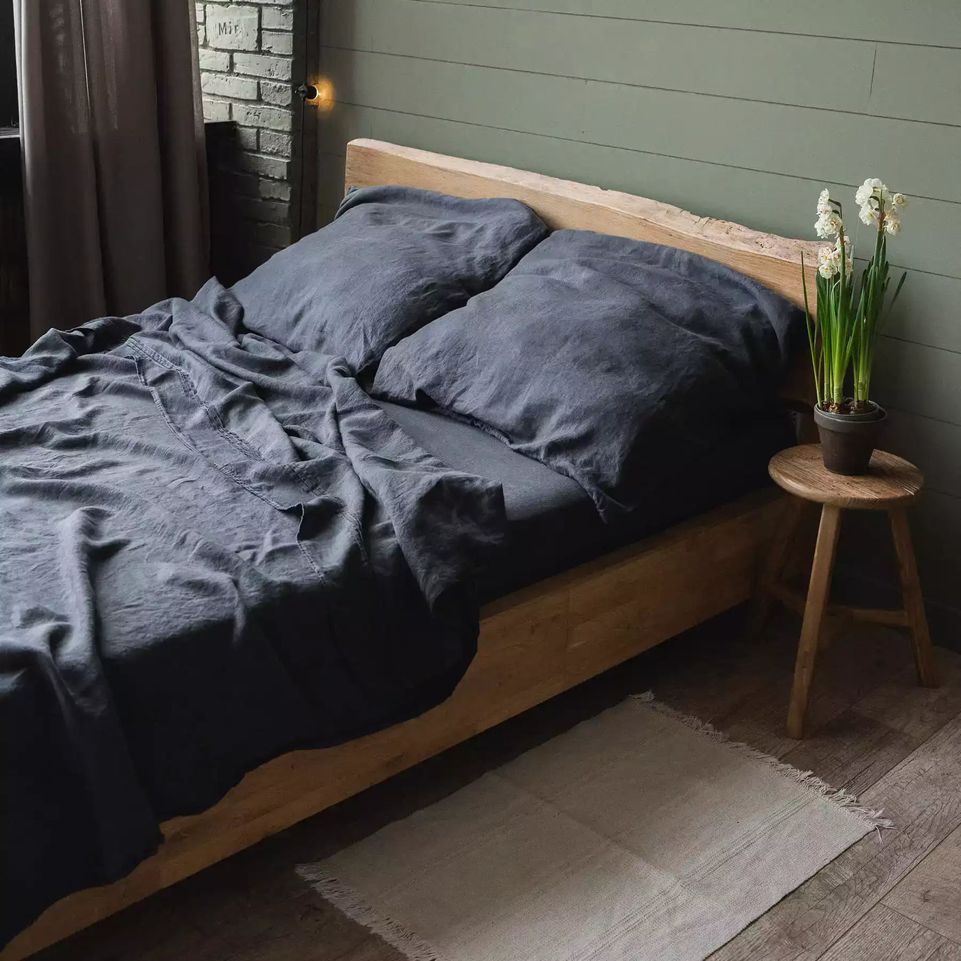 Set di biancheria da letto in lino con lenzuolo piatto 190х270 in grafite