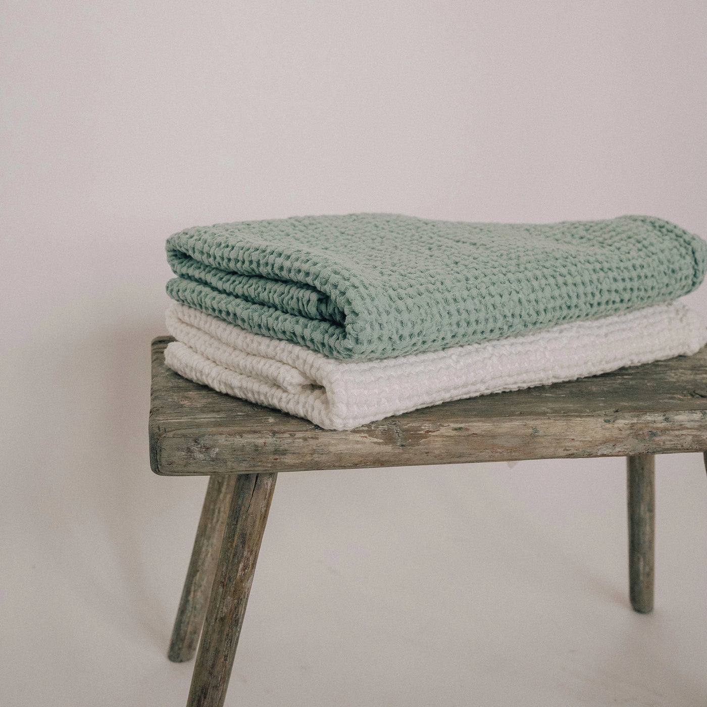 Add to Cart Linen & Cotton Waffle Bath Towel Set in White and Turquoise 1