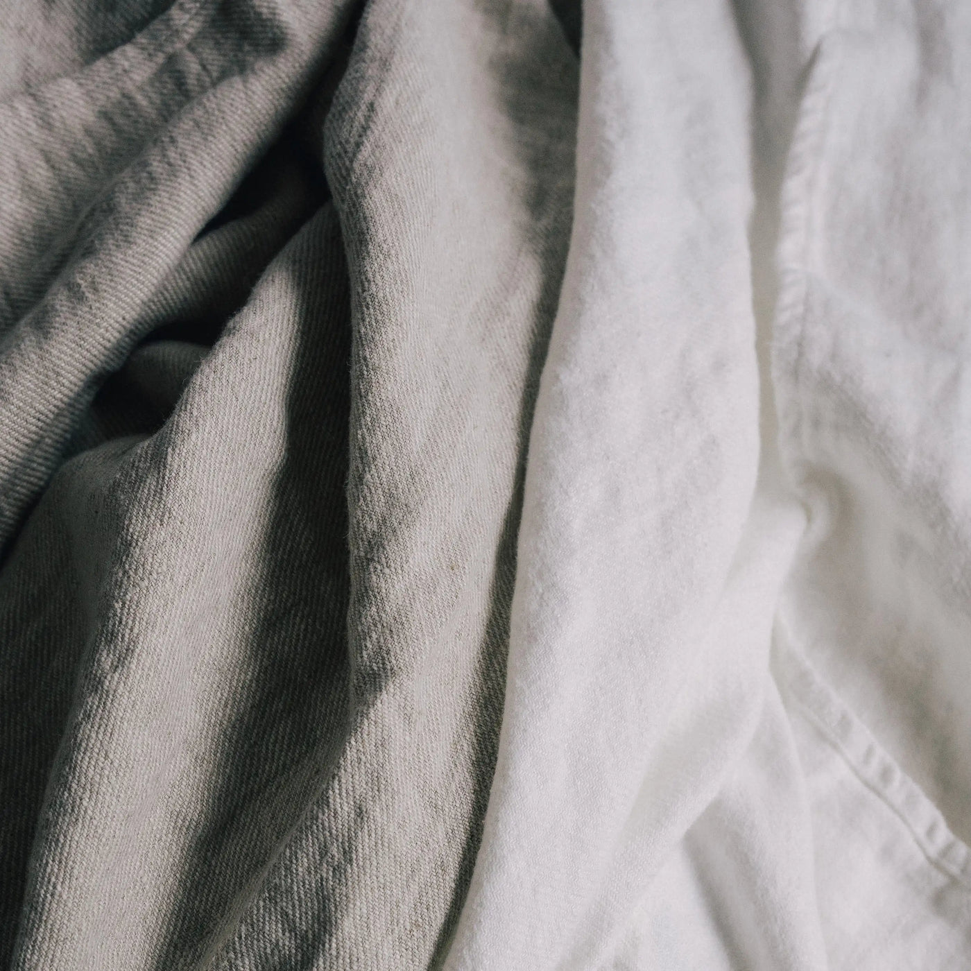 Acquista online il set di asciugamani da bagno in 100% lino 2 pezzi in colore grigio 4