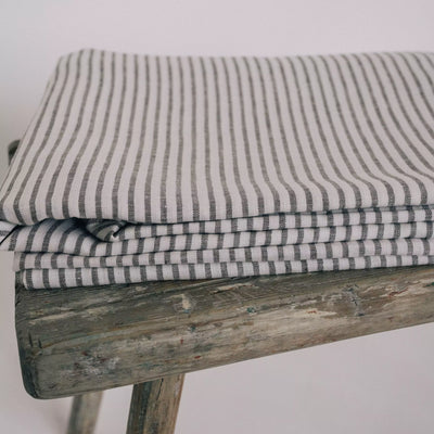 Acquista il set di biancheria da letto in lino naturale 135x200 bianco con strisce nere 6