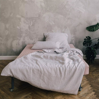 Acquista il set di biancheria da letto in lino naturale 135x200 bianco con strisce nere